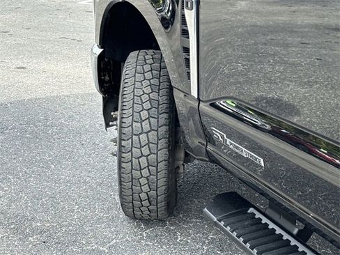 Used 2024 Ford F350 XLT image 44