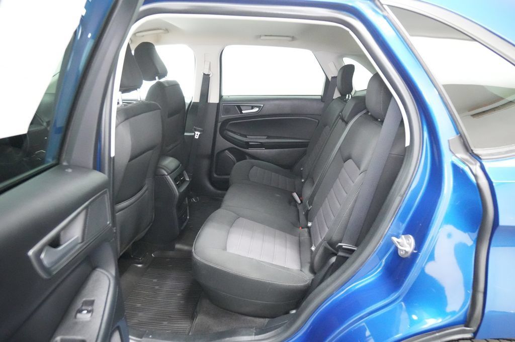 Used 2020 Ford Edge SE AWD/4WD image 17