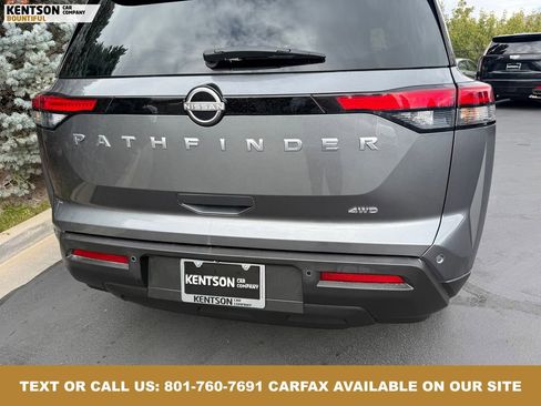 Used 2025 Nissan Pathfinder SV image 40