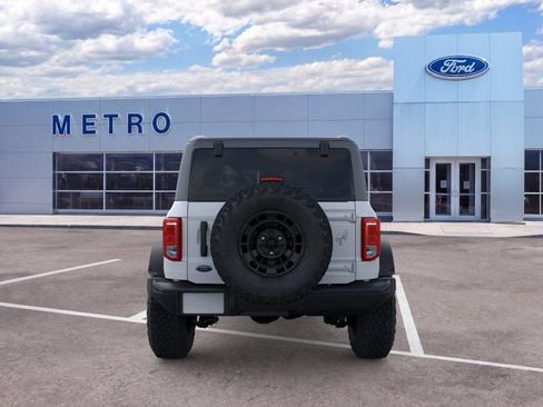 New 2026 Ford Bronco Big Bend w/ Black Diamond Package AWD/4WD image 6