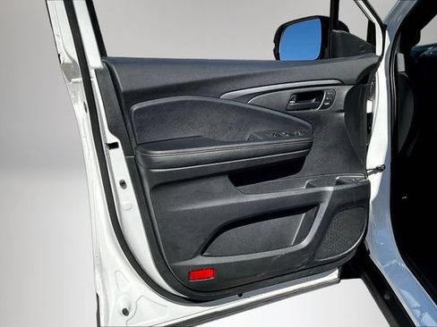 Used 2023 Honda Passport TrailSport image 20