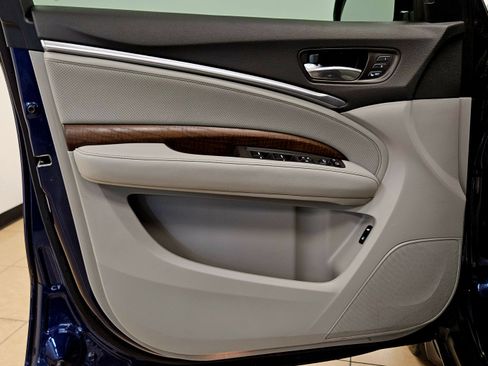 Used 2020 Acura MDX FWD w/ Technology Package image 12