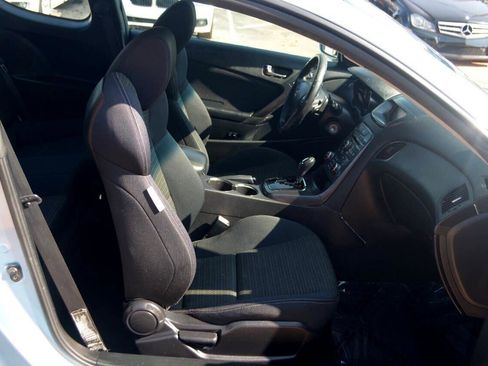 Used 2011 Hyundai Genesis 2.0T image 20