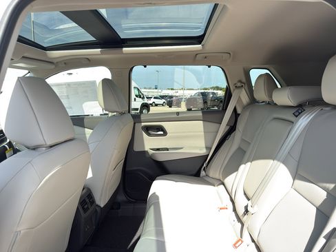 New 2026 Nissan Rogue SV w/ SV Premium Package image 34