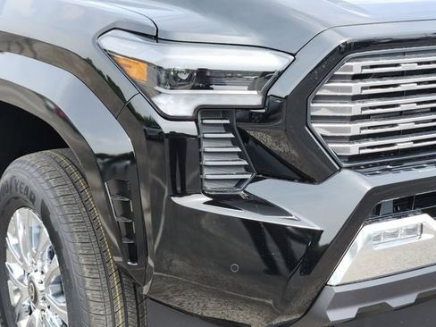 New 2026 Toyota Tacoma Limited AWD/4WD image 7