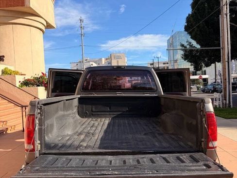 Used 2005 Ford F250 XLT image 19
