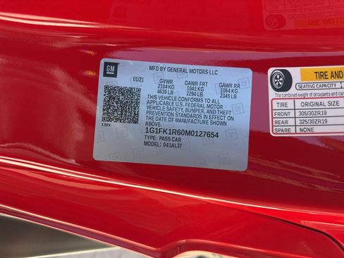 Used 2021 Chevrolet Camaro ZL1 RWD image 34