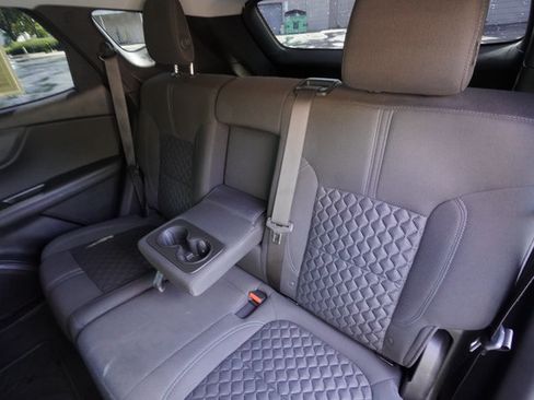 Used 2021 Chevrolet Blazer LT w/ LPO, Black Accent Package FWD image 23