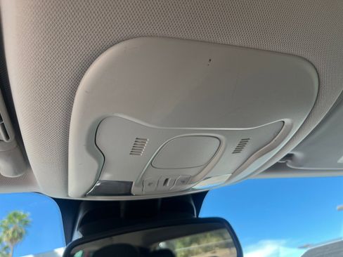 Used 2020 Jeep Renegade Altitude image 32