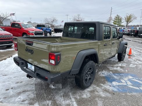 New 2026 Jeep Gladiator Sport image 34