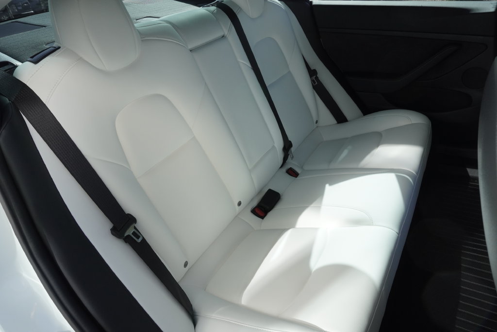 Used 2022 Tesla Model 3 Long Range AWD/4WD image 26
