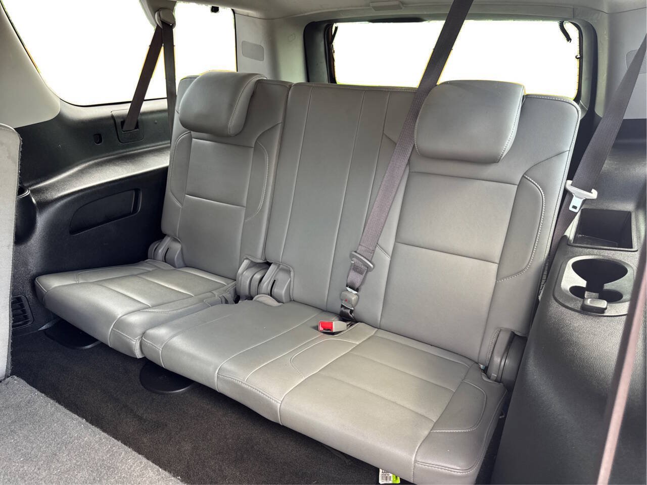 Used 2017 Chevrolet Suburban LT w/ Luxury Package RWD image 30