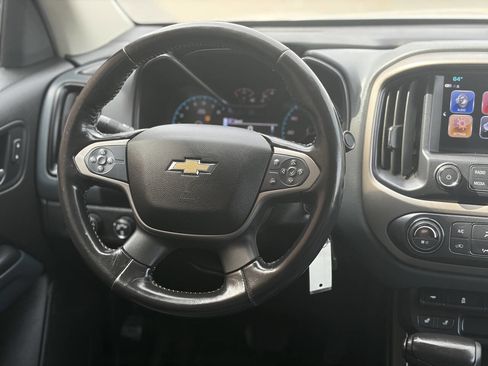 Used 2017 Chevrolet Colorado Z71 AWD/4WD image 21