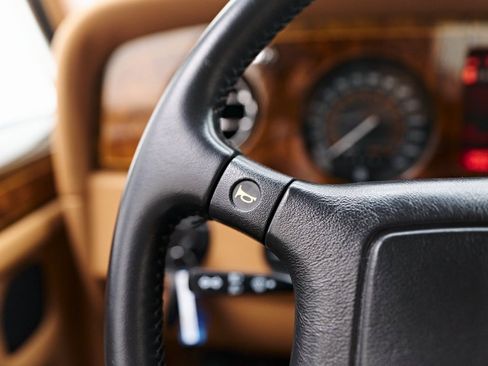 Used 1990 Rolls-Royce Silver Spur II image 76