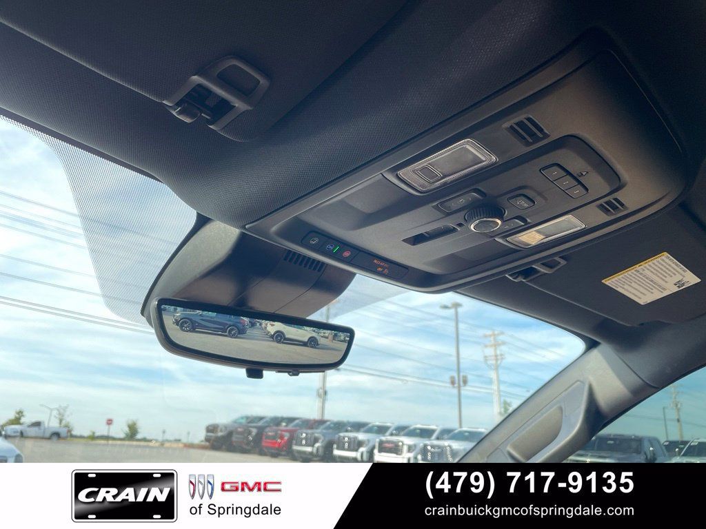 Used 2024 Chevrolet Tahoe Premier AWD/4WD image 20