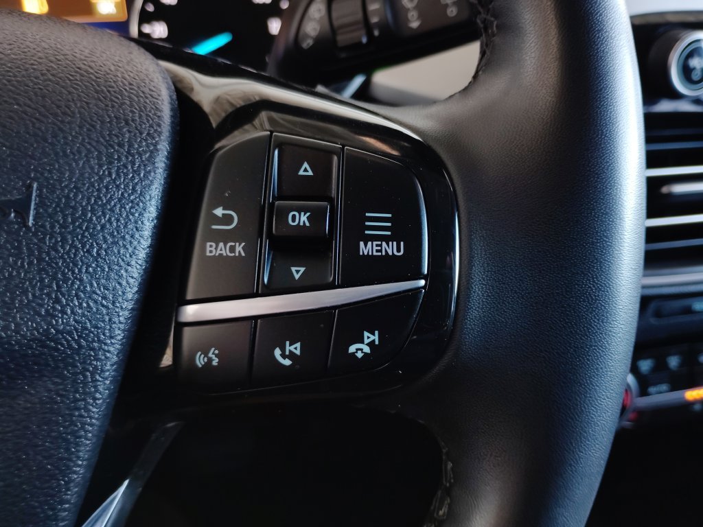 Used 2022 Ford Escape SEL FWD image 28