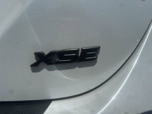 Used 2023 Toyota Camry XSE w/ Cold Weather Package FWD image 8