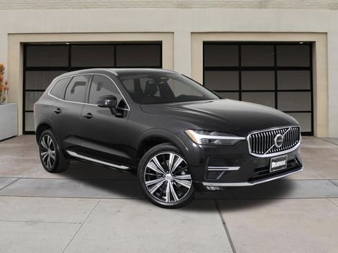 Used 2022 Volvo XC60 B5 Inscription w/ Climate Package image 34