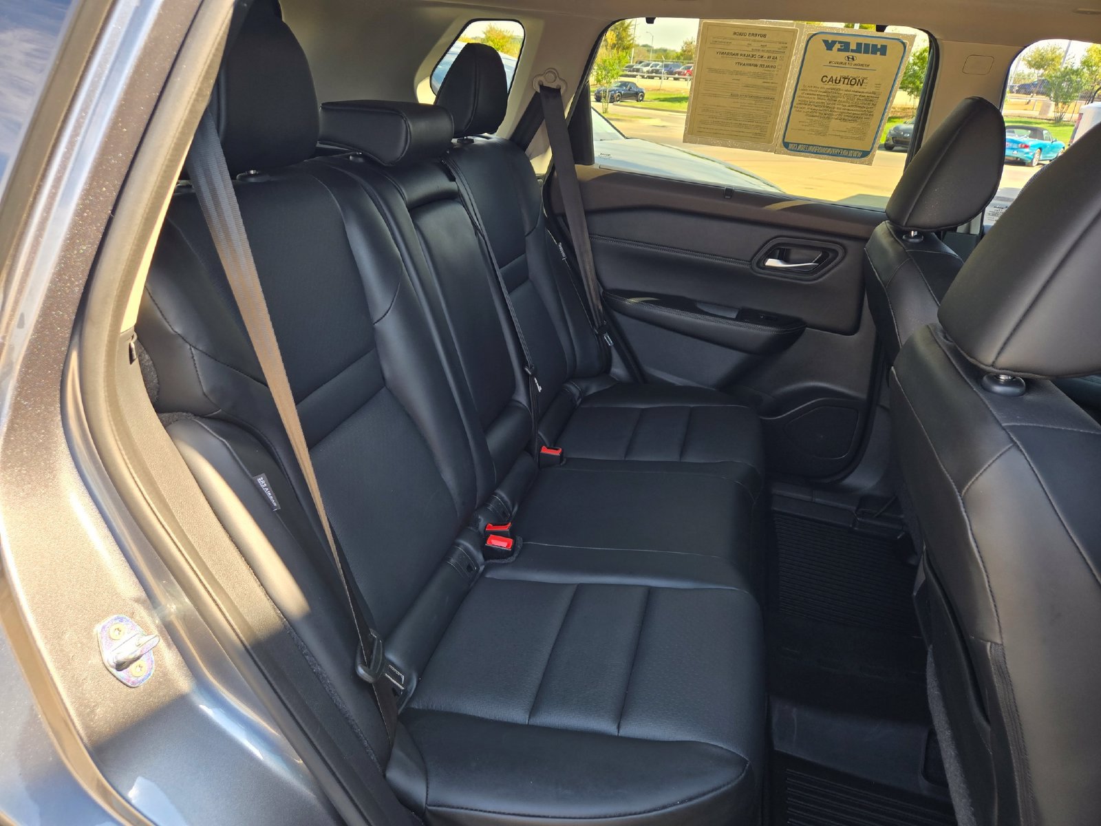 Used 2022 Nissan Rogue SV w/ SV Premium Package FWD image 26