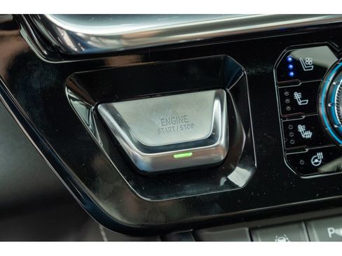 New 2026 GMC Sierra 1500 Denali Ultimate w/ LPO, Black Badging Package AWD/4WD image 31