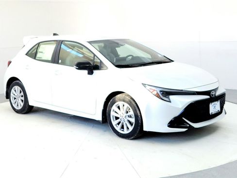 New 2026 Toyota Corolla SE image 7