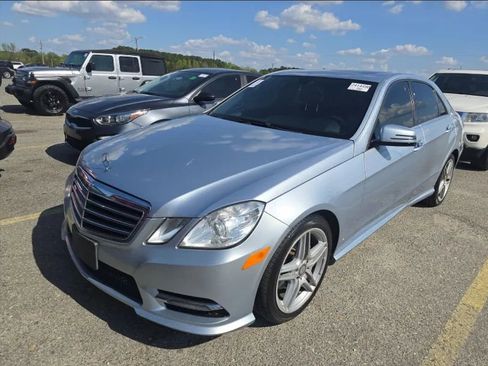 Used 2013 Mercedes-Benz E 350 4MATIC Sedan w/ Premium 1 Pkg image 1