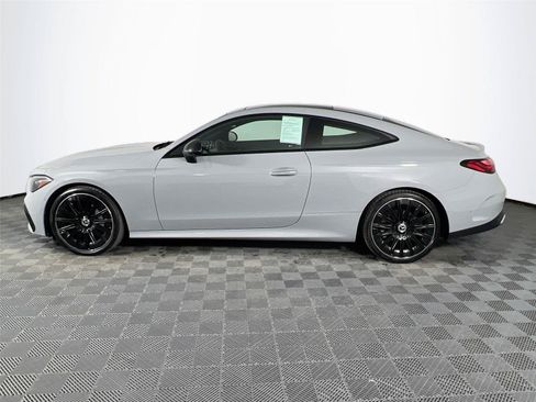 Used 2024 Mercedes-Benz CLE 300 4MATIC Coupe image 3