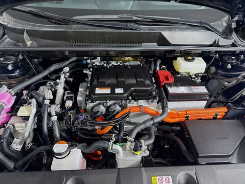 Used 2024 Subaru Solterra Premium image 39