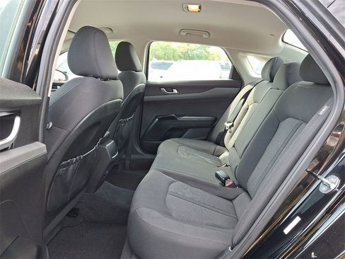 Used 2023 Kia K5 LXS image 11