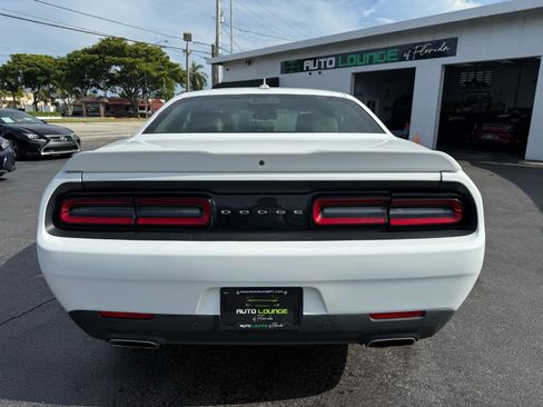 Used 2019 Dodge Challenger SXT w/ Plus Package image 5