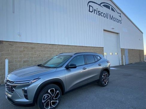 New 2026 Chevrolet Trax RS w/ Sunroof Package image 1