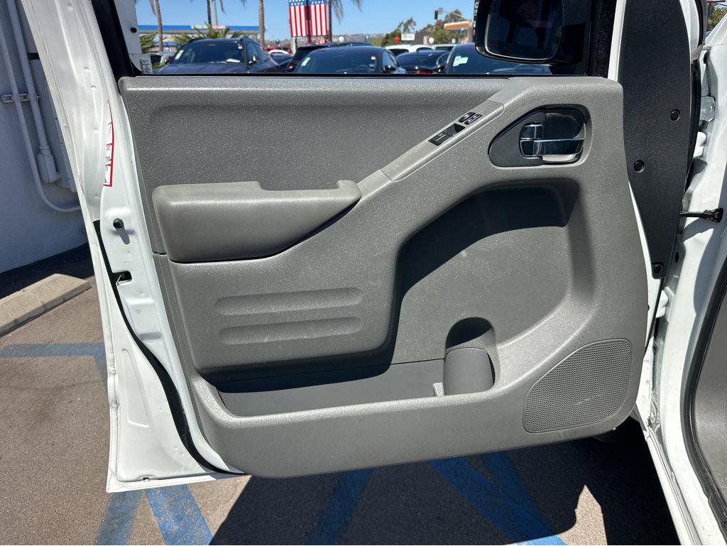 Used 2021 Nissan Frontier S RWD image 15