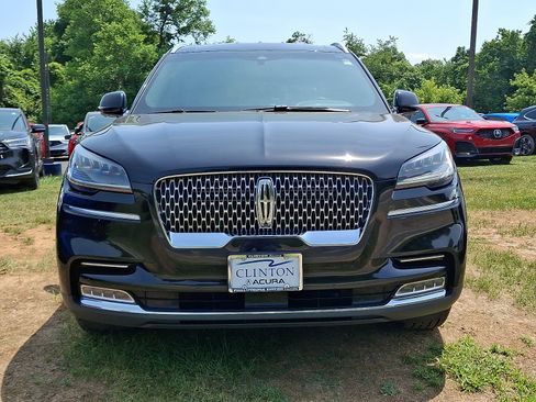 Used 2020 Lincoln Aviator Reserve w/ Elements Package Plus AWD/4WD image 2