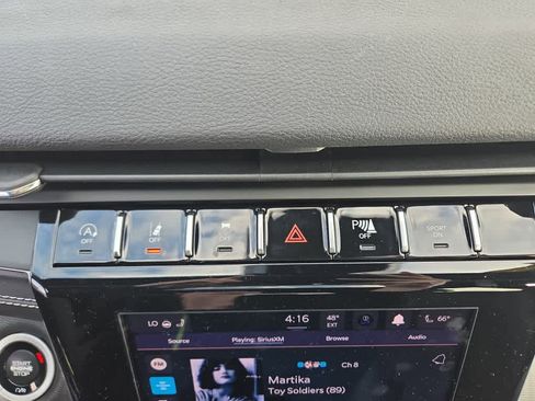 Used 2025 Jeep Grand Cherokee L Altitude image 19