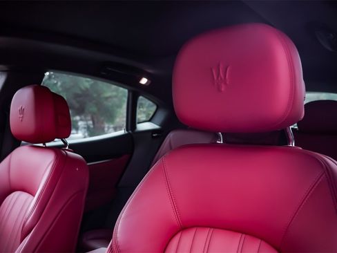 Certified 2022 Maserati Levante GT image 11