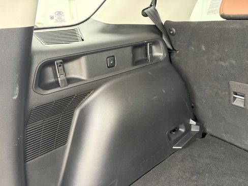 Certified 2025 Ford Bronco Sport Outer Banks w/ Outer Banks Tech Package+ AWD/4WD image 22