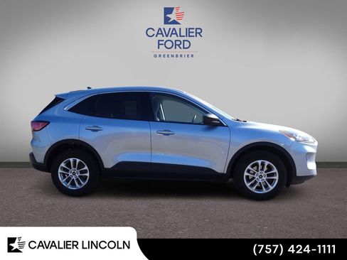 Certified 2022 Ford Escape SE AWD/4WD image 2