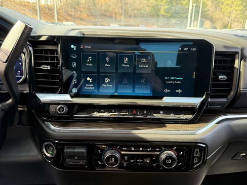 Used 2024 Chevrolet Silverado 1500 RST image 18