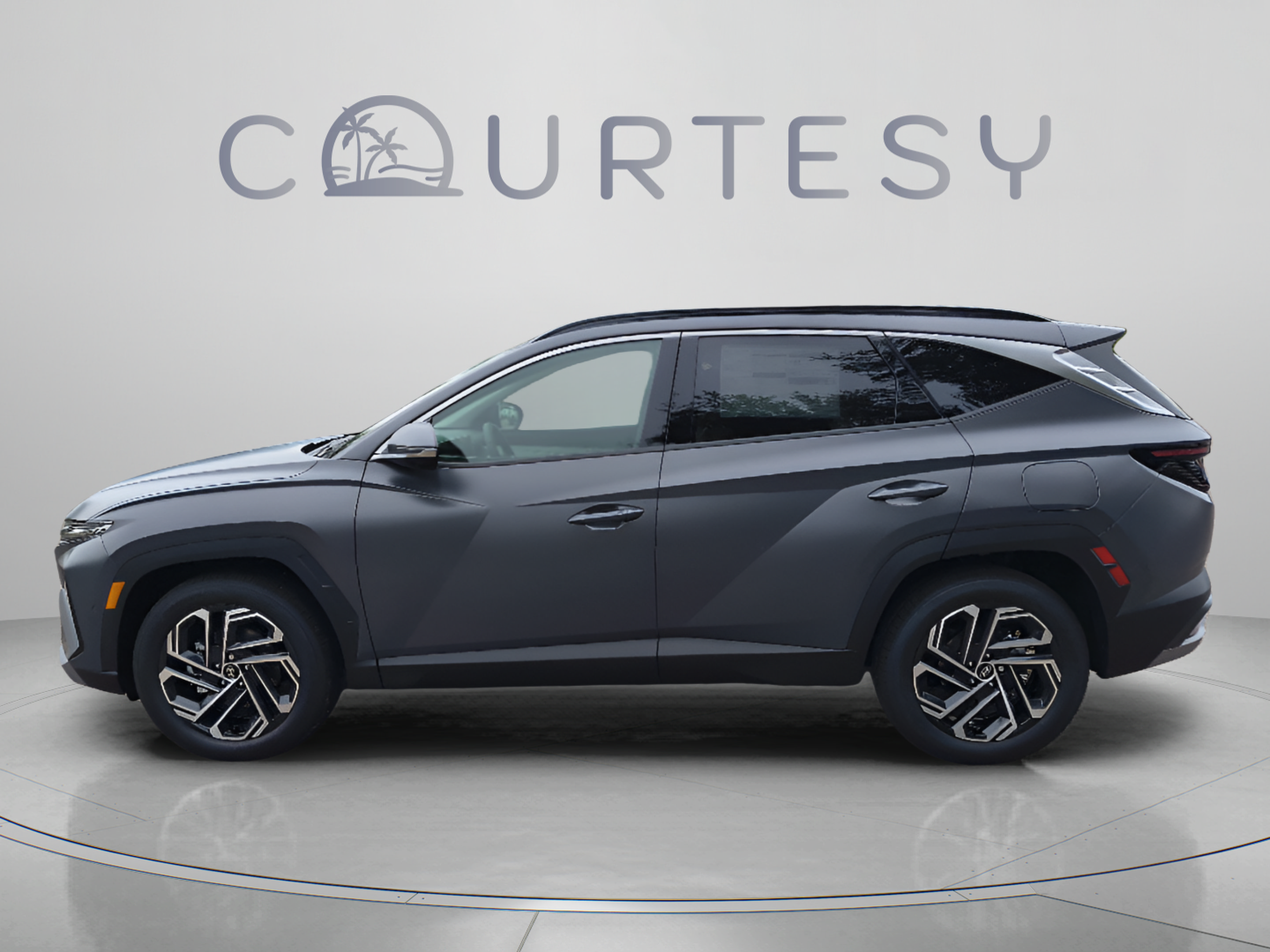 New 2026 Hyundai Tucson Limited FWD image 2