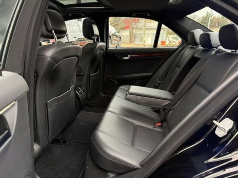 Used 2011 Mercedes-Benz C 300 4MATIC Sedan image 29