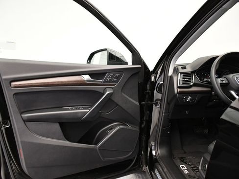 Certified 2023 Audi Q5 2.0T Premium w/ Convenience Package image 33