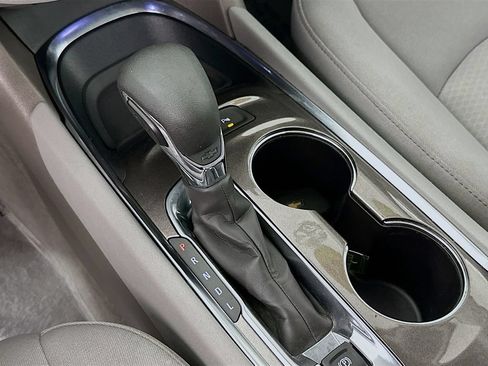Used 2024 Chevrolet Malibu LT FWD image 24