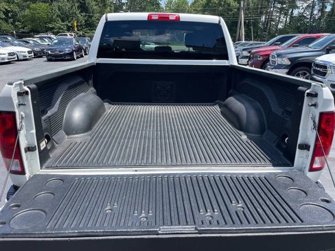 Used 2018 RAM 1500 Express w/ Express Value Package RWD image 17