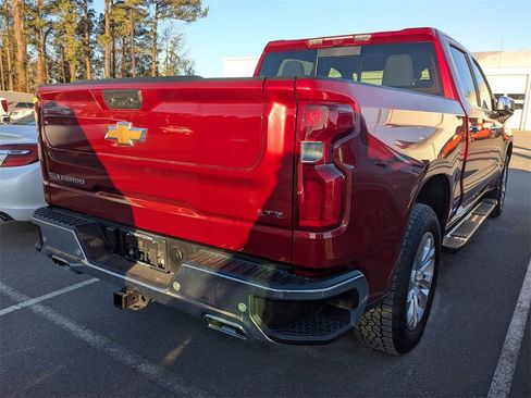 Used 2025 Chevrolet Silverado 1500 LTZ w/ LTZ Premium Package image 9