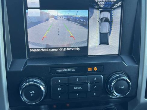 Used 2020 Ford F250 Lariat w/ Chrome Package image 13