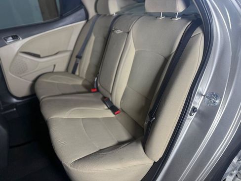 Used 2015 Kia Optima LX FWD image 22