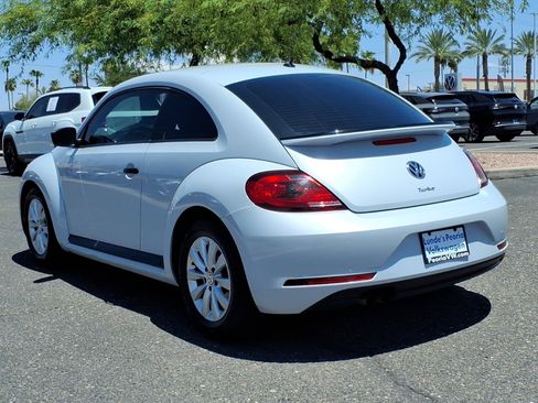 Used 2018 Volkswagen Beetle 2.0T S FWD image 5