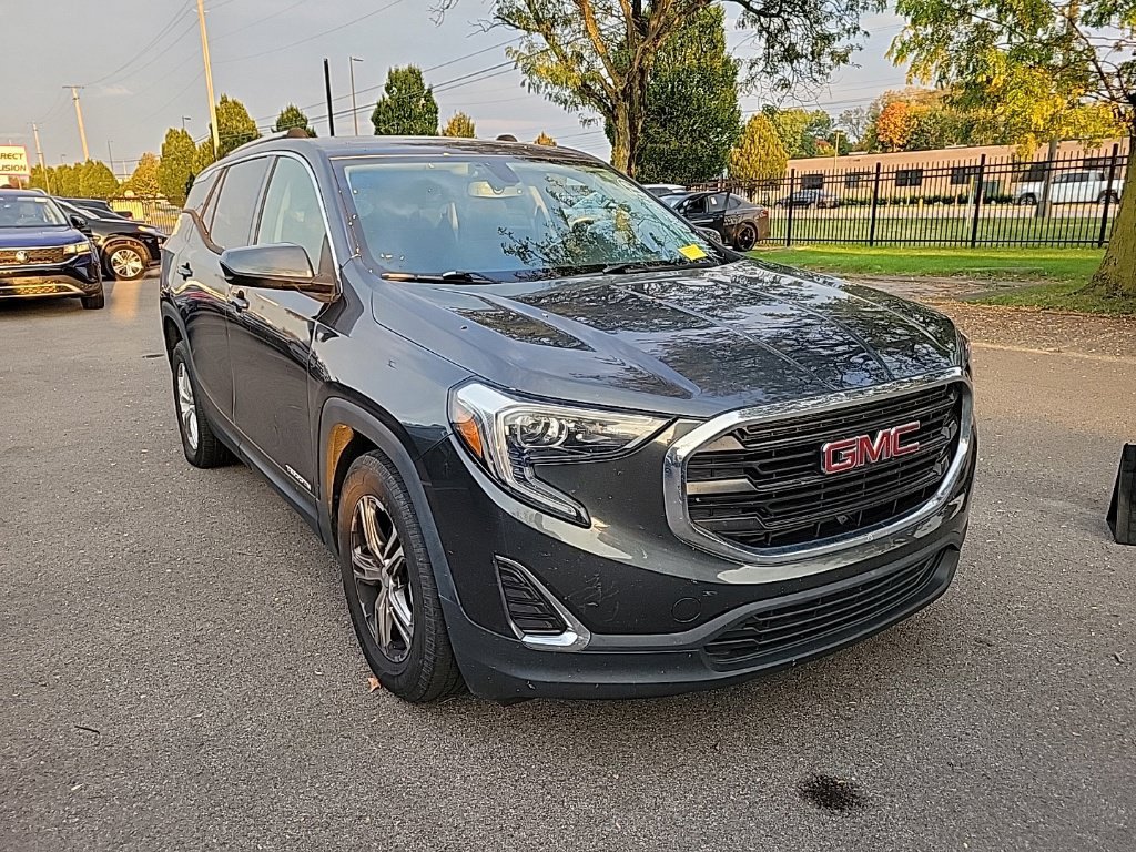 Used 2018 GMC Terrain SLE FWD image 3