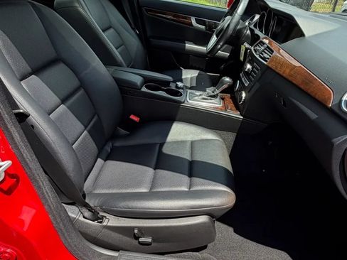 Used 2014 Mercedes-Benz C 300 4MATIC Sedan image 14