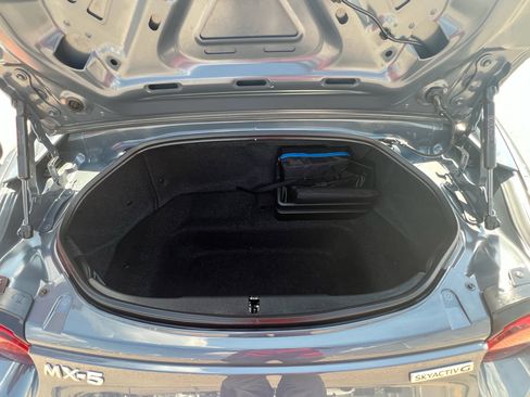 Used 2020 MAZDA MX-5 Miata RF Grand Touring RWD image 31